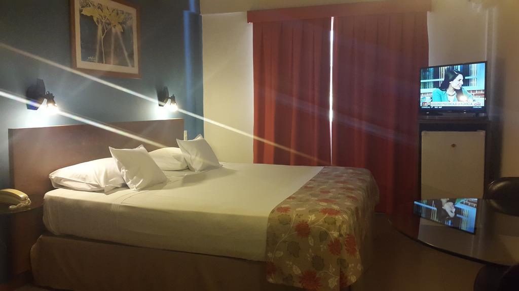 Hotel Amalfi Asuncion Dış mekan fotoğraf